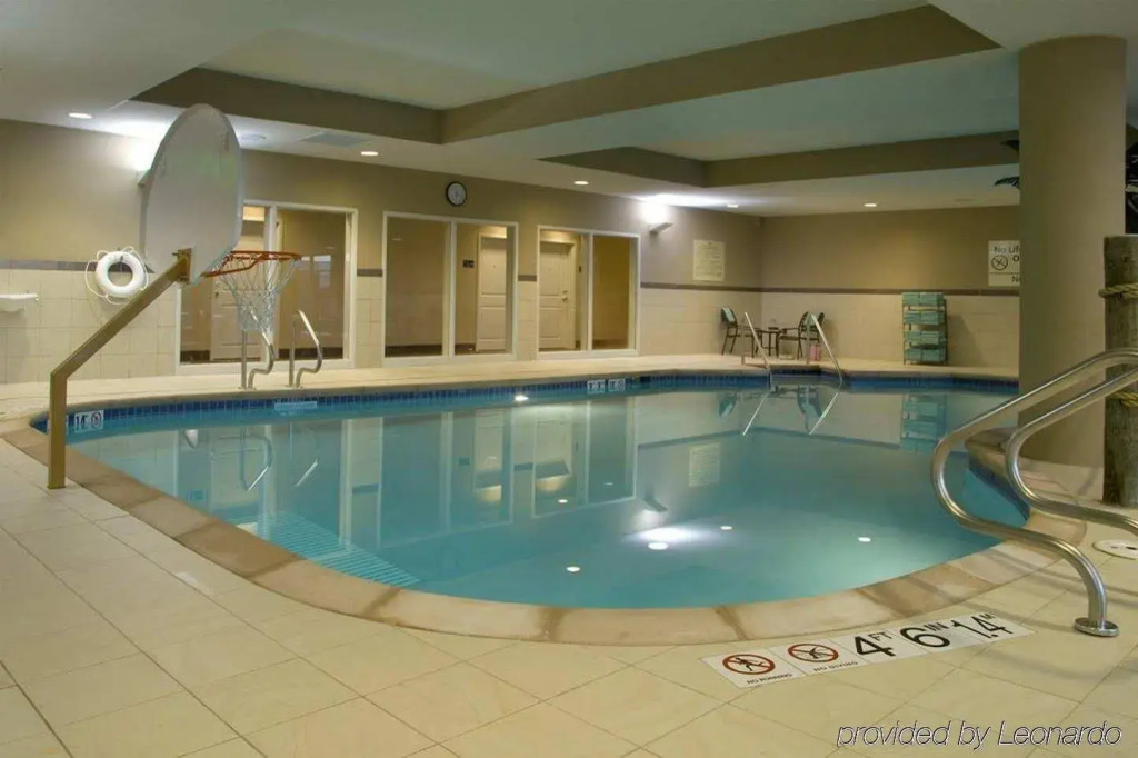 Hampton Inn & Suites Madison - West