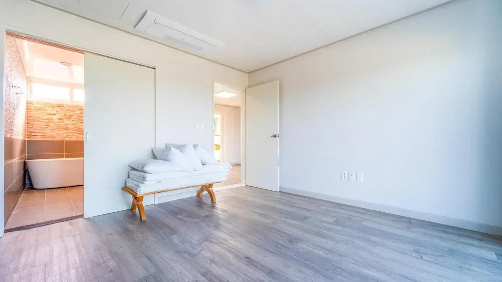 Jeju Byeoleuldameunbaramarae Pension