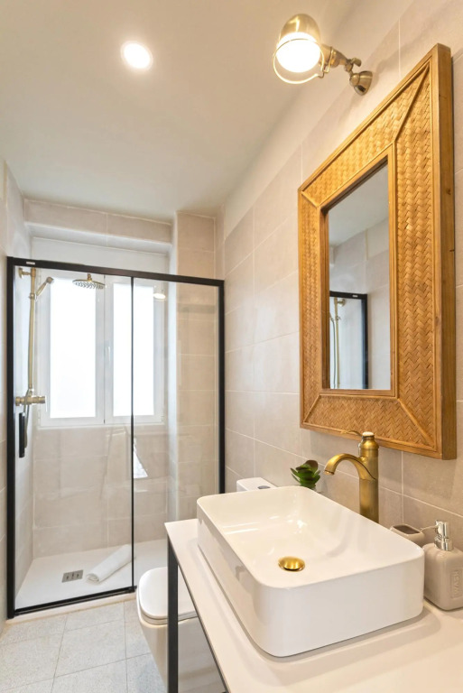 Exclusive 5BD apartment in down town Granada. Recogidas II