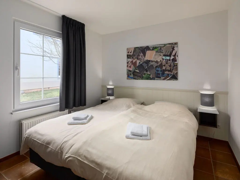 Restyled Villa with 4 Bathrooms & Sauna near River Moselle