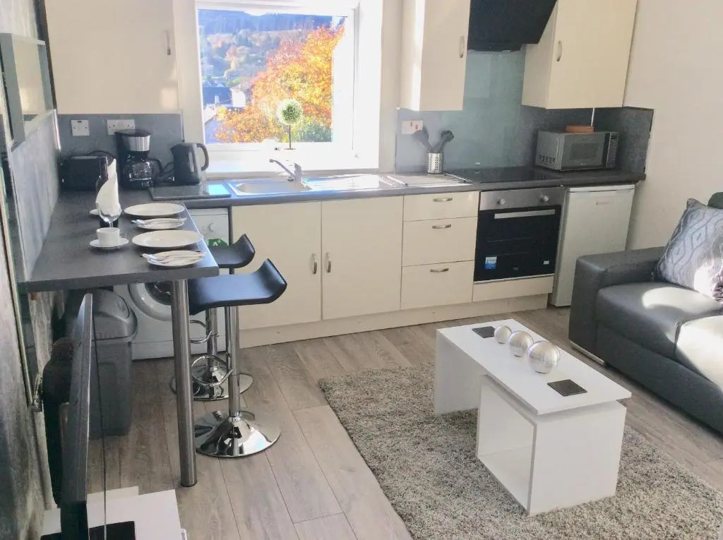 DUNOON - TOWN CENTRE HOLIDAY HOME APARTMENT
