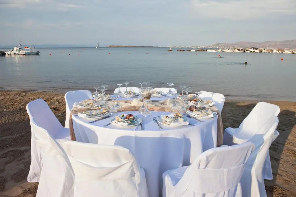 Oasis Beach Hotel
