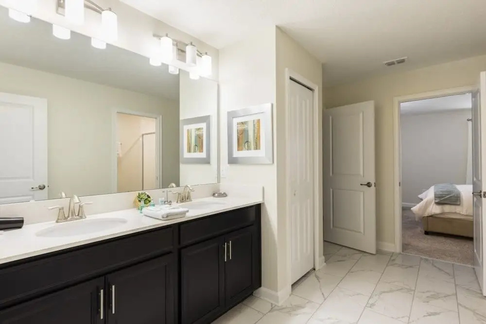 Gorgeous 8-bed Championsgate Resort -1528fd 8 Bedroom Home
