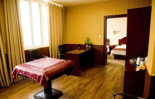Hemei Business Hotel