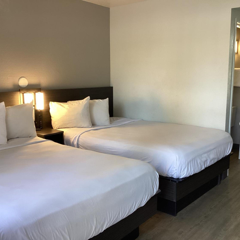 Motel 6-San Dimas, CA - Los Angeles