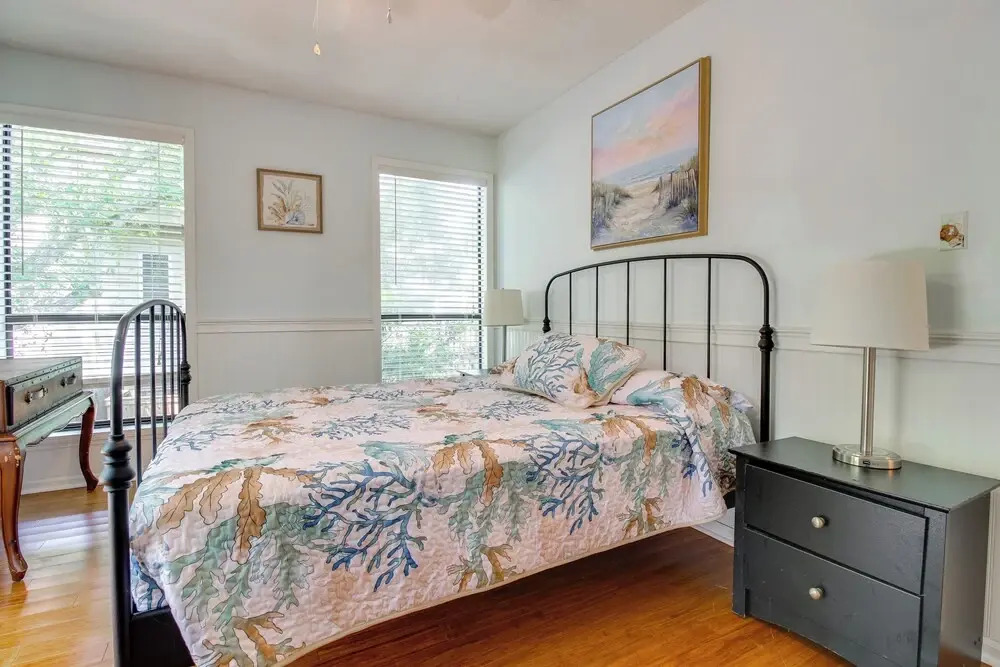 Walk to North Topsail Shores: Beach House w/ Gear!