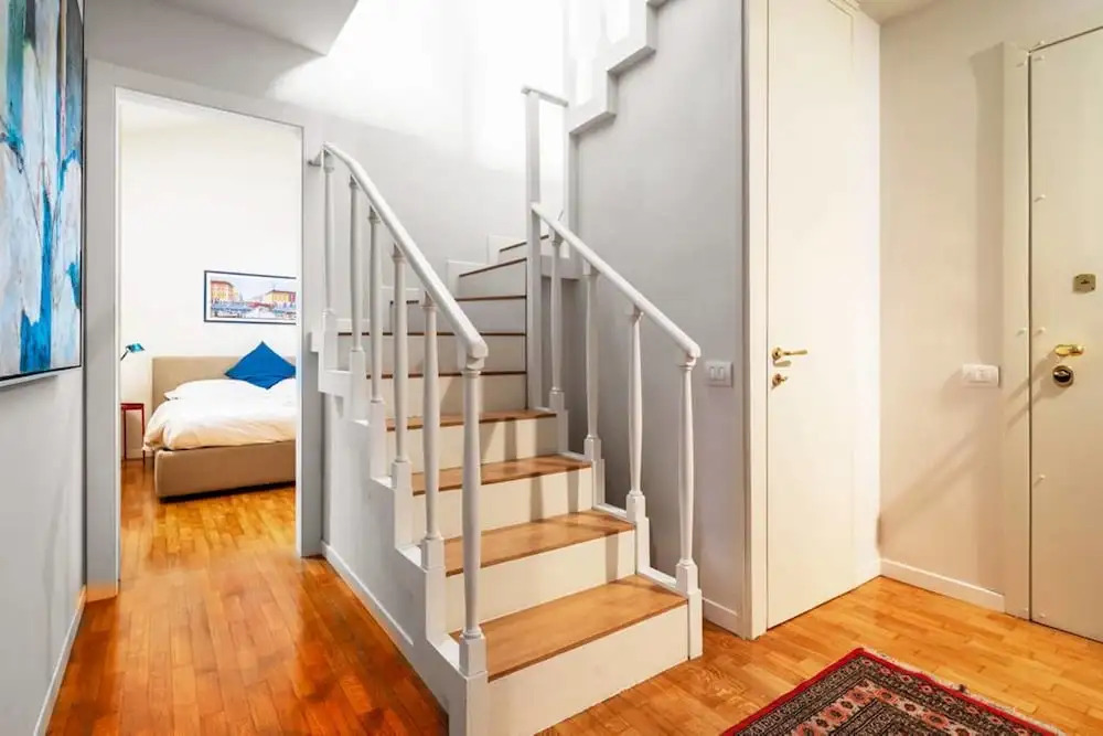 Classy Milanese Stay near Sforza Castle