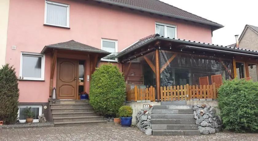 Willi´s Gästezimmer / Ferienwohnung