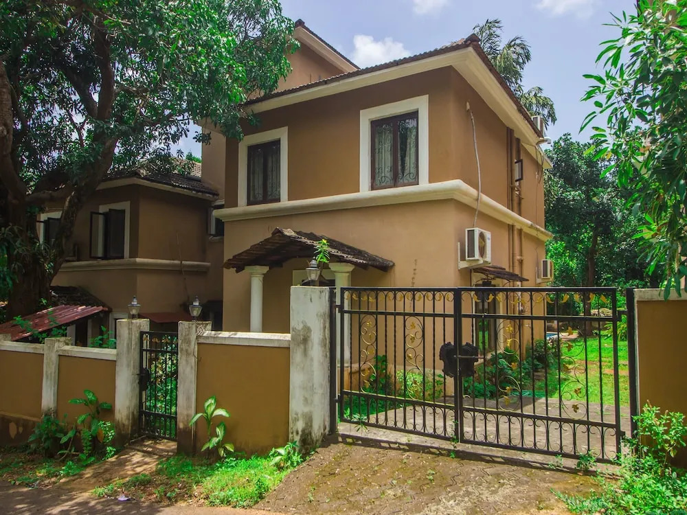OYO 18864 Home Pool View 3BHK Villa Sangolda