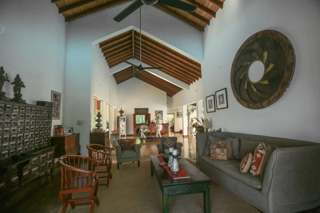 Villa Hundira