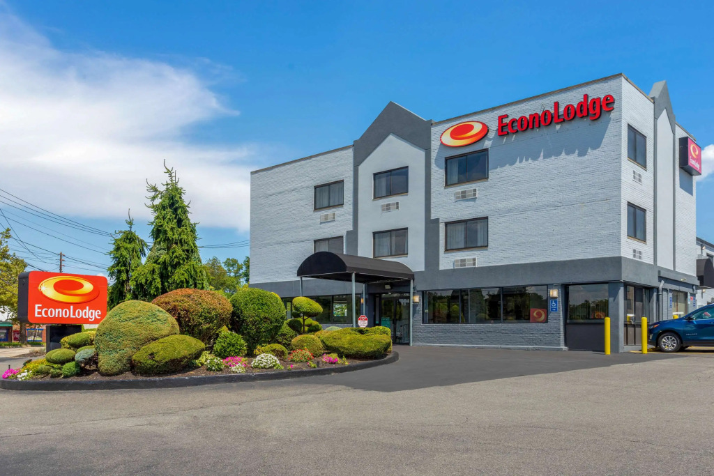 Econo Lodge Hicksville - Long Island