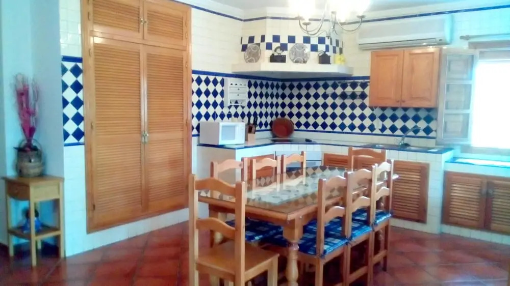 Chalet with 4 Bedrooms in Cútar, with Wonderful Mountain View, Private Pool, Enclosed Garden - 18 Km From the Beach