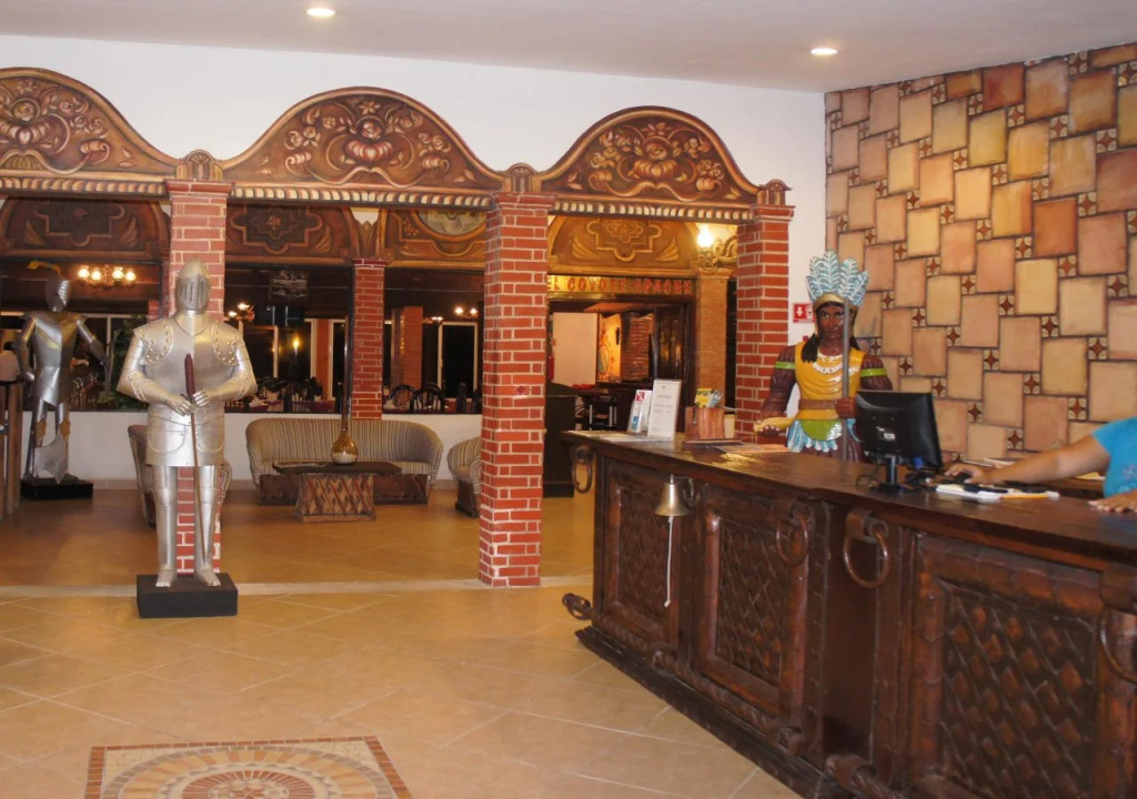 Hacienda Morelos Beachfront Hotel