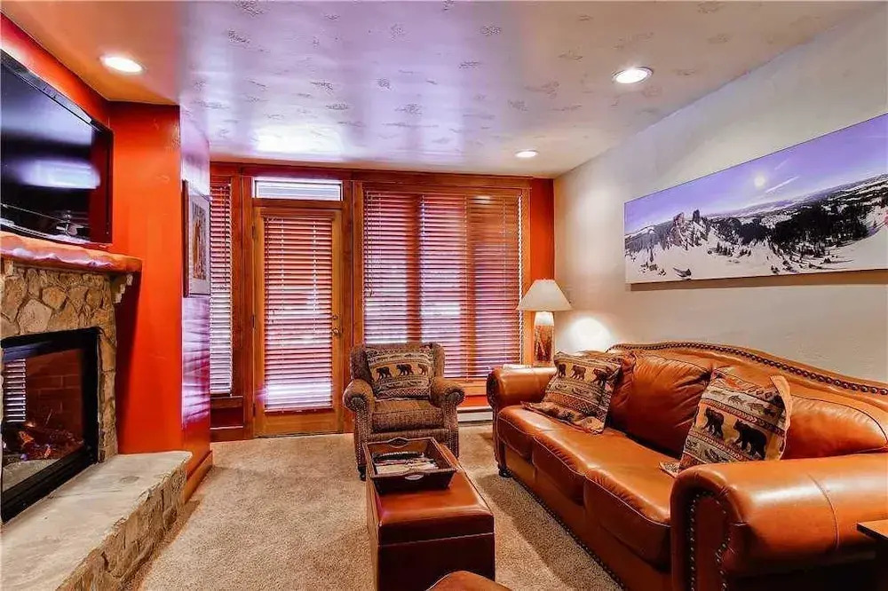 1206 Trappeur's Lodge, Trappeur's Crossing Apartment 2