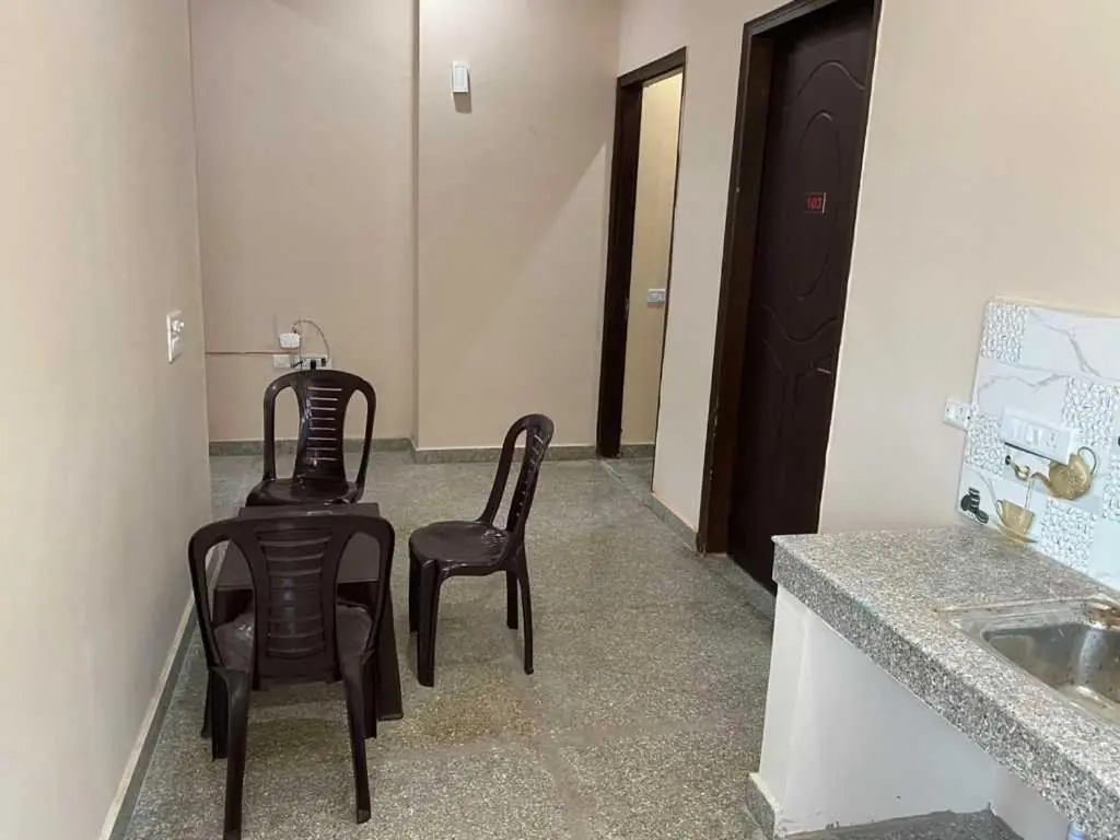 OYO Hotel Dahleez
