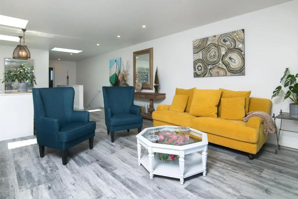 Boathouse Apartments