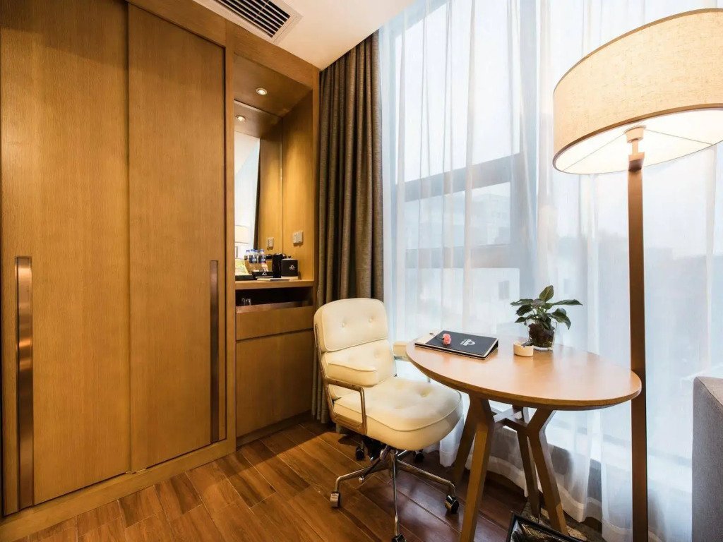 Days Hotel Guangzhou Yijiang