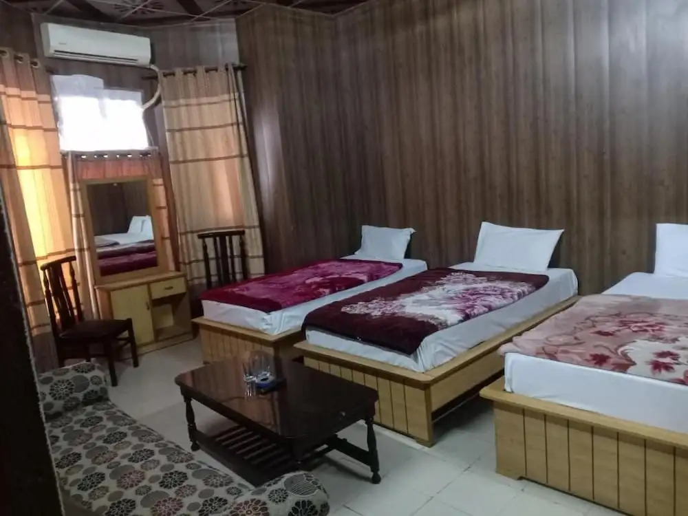 Hotel Burj Al-Hateem