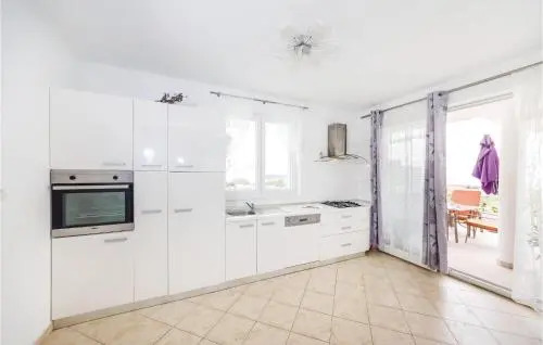 Holiday home Novalja QR-1783
