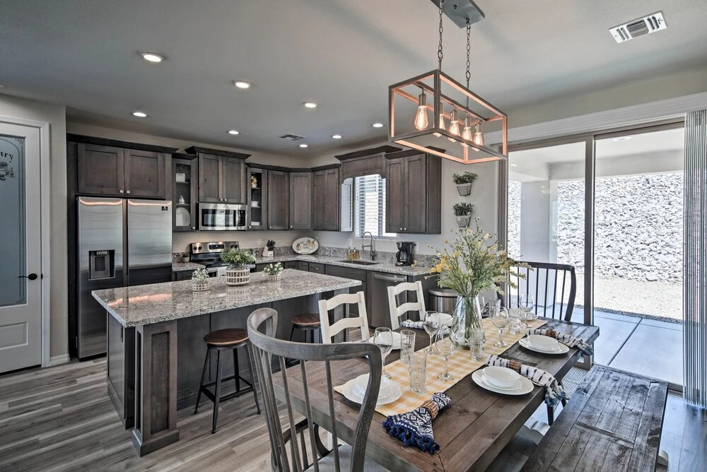 Luxe Home w/ OHV Access, 5 Mi to Lake Mohave!