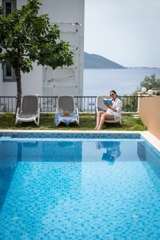 Payam Hotel