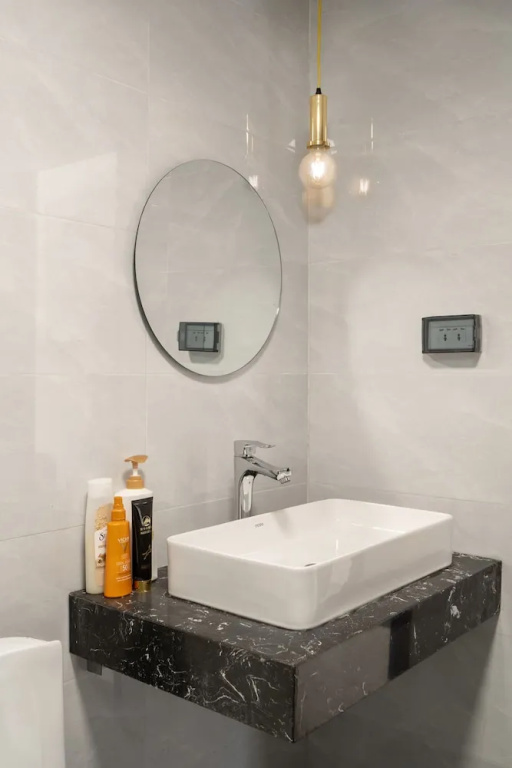 S Otel Quan Ngua Hanoi
