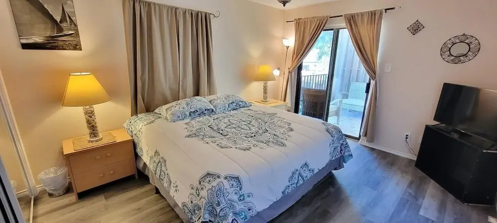 Habitat 19 2 Bedroom Home by Redawning