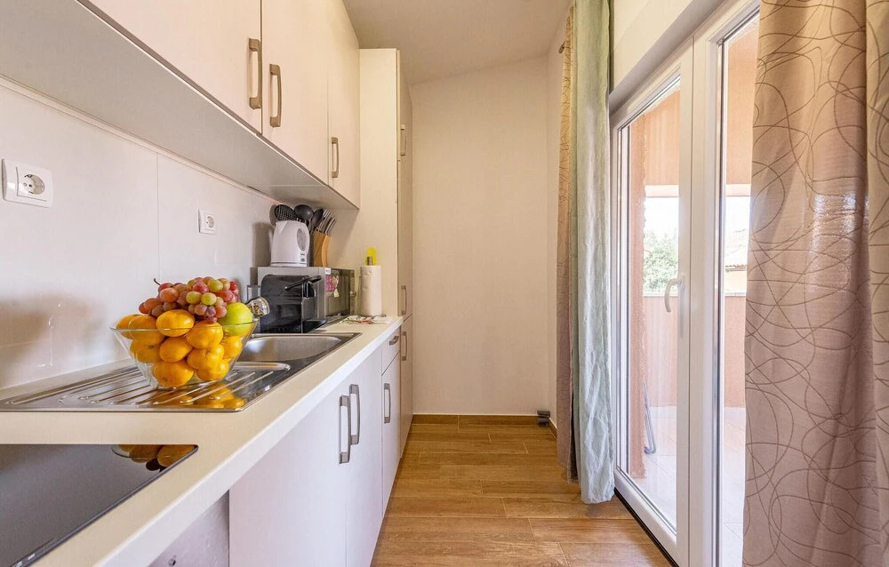 Amazing Apartment in Vir With Wifi and 2 Bedrooms