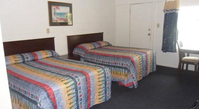 Deluxe Inn Palacios