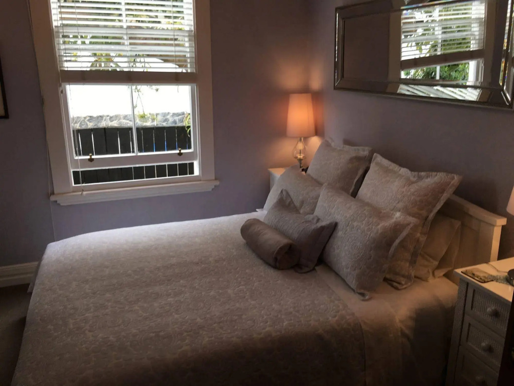 Eden Park Bed And Breakfast Inn