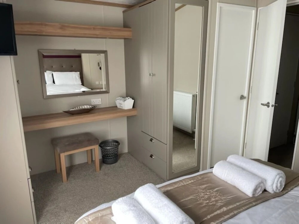 Abingdon 31 Lodge With Hot Tub