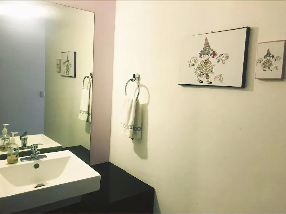 5th AVENUE oasis 8 personas