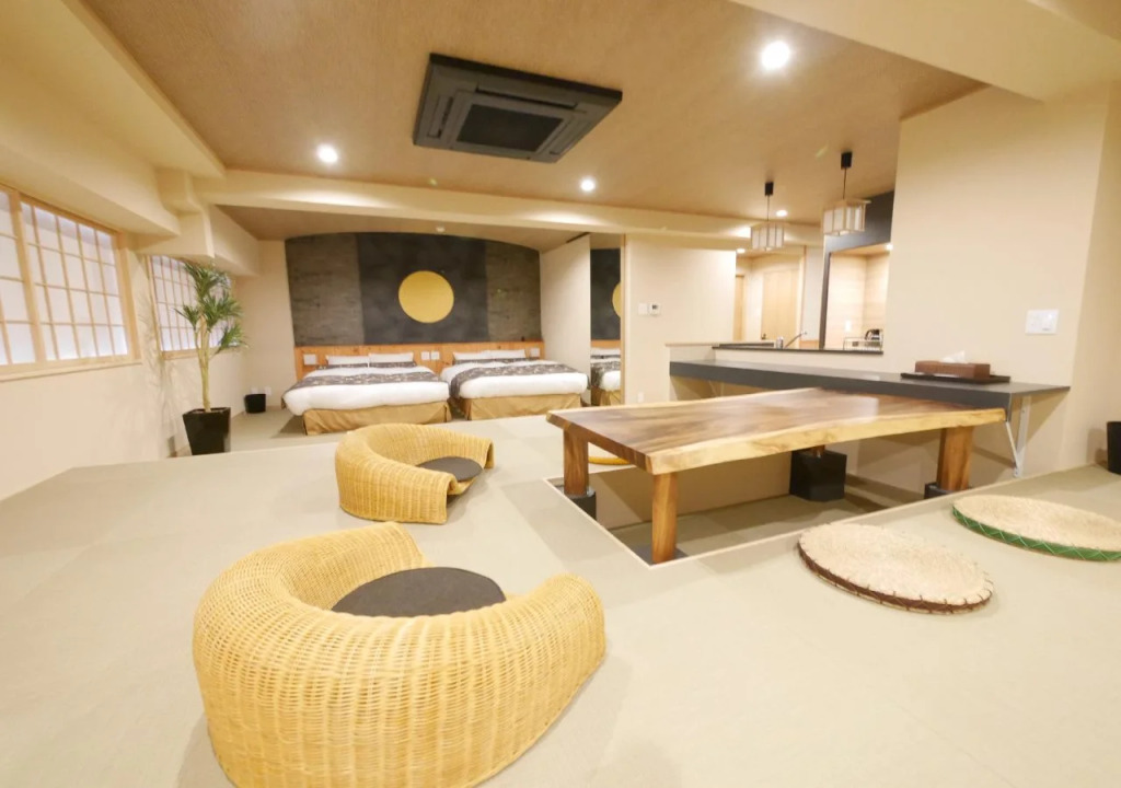 ＭＥＬＬ-ＴＨＥＡＴＥＲ ＲＥＳＯＲＴ