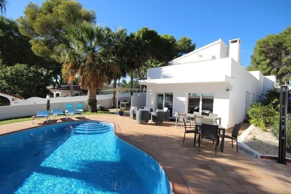 Villa Pacifico