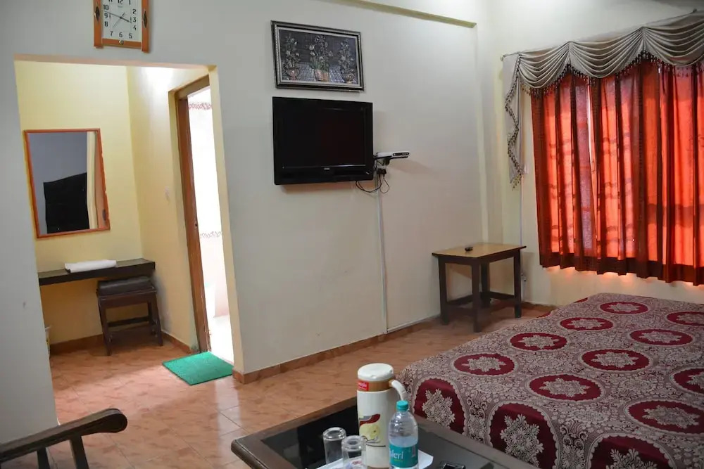Mansarover Hotel & Banquets