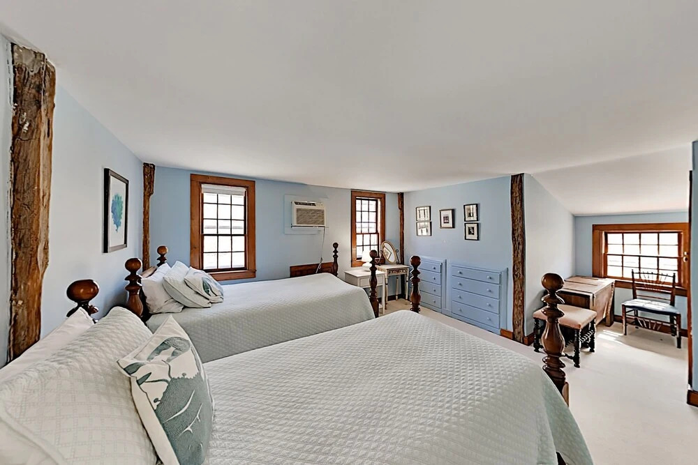 Timeless Cape Near Cold Storage Beach 4 Bedroom Home