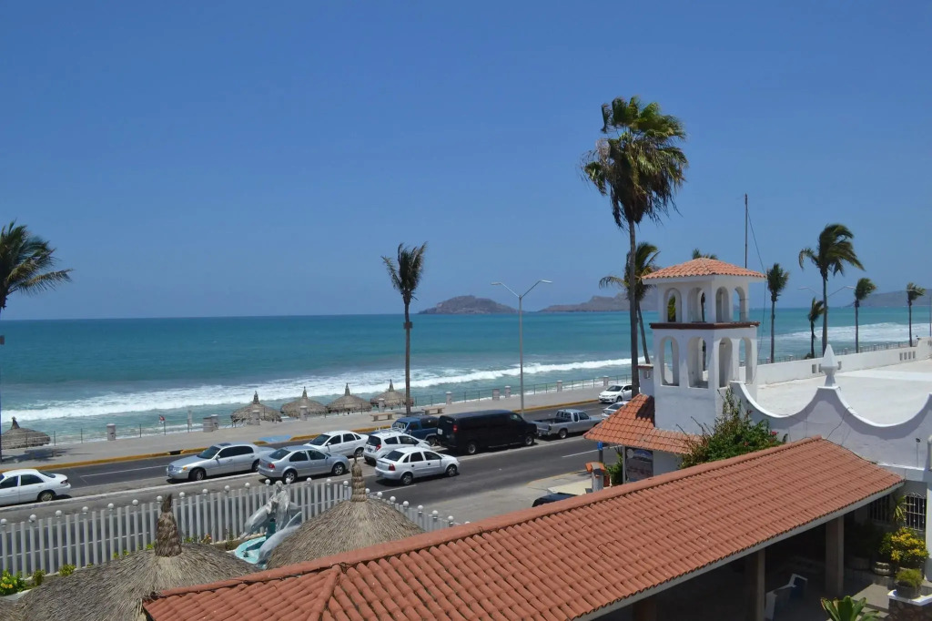 Hotel Sands Arenas