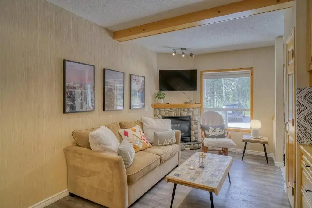 5 Mins to Banff - Cozy Townhome 2BR&2BATH - Banff Pass Included