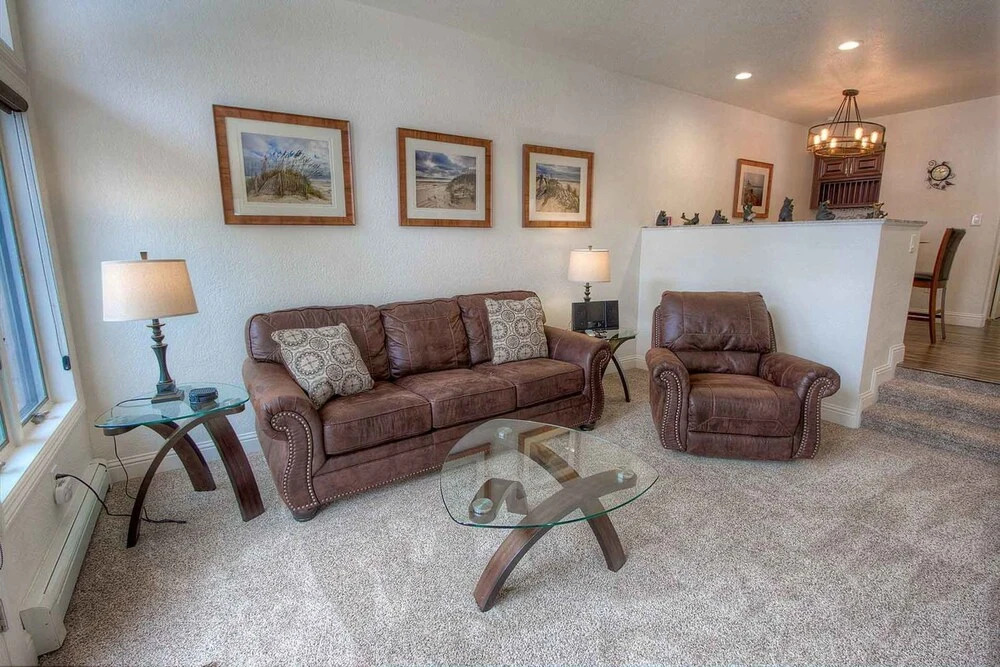 Tahoe Pines Chateau by Lake Tahoe Accommodations