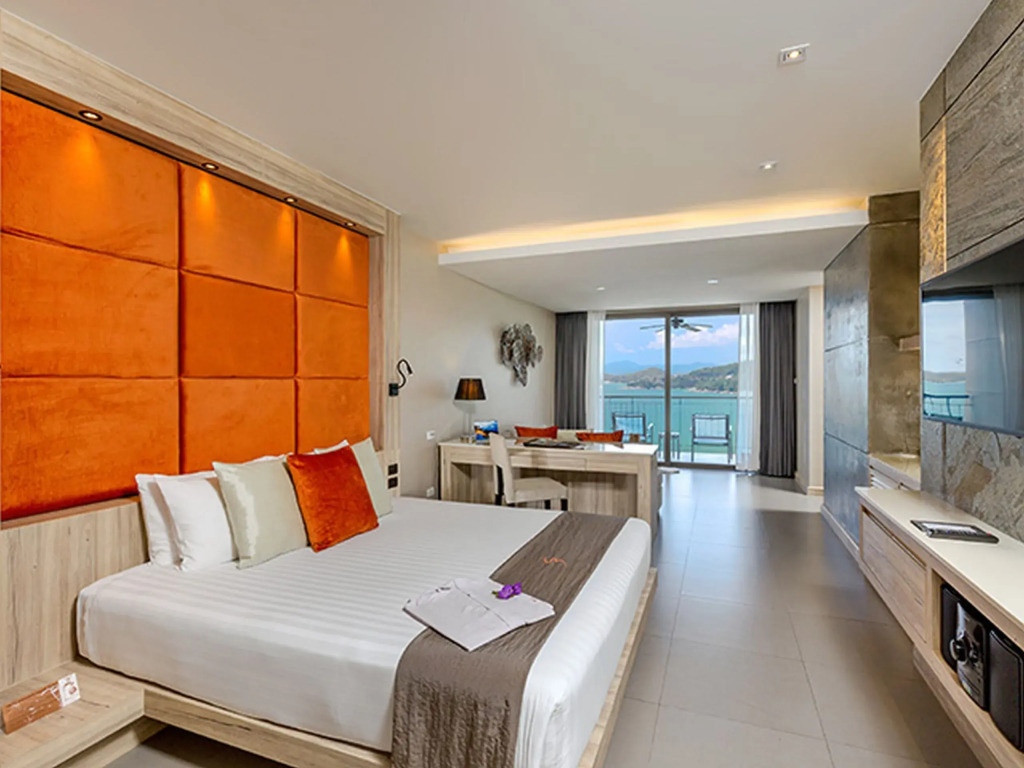Cape Sienna Phuket Gourmet Hotel & Villas - SHA Extra Plus