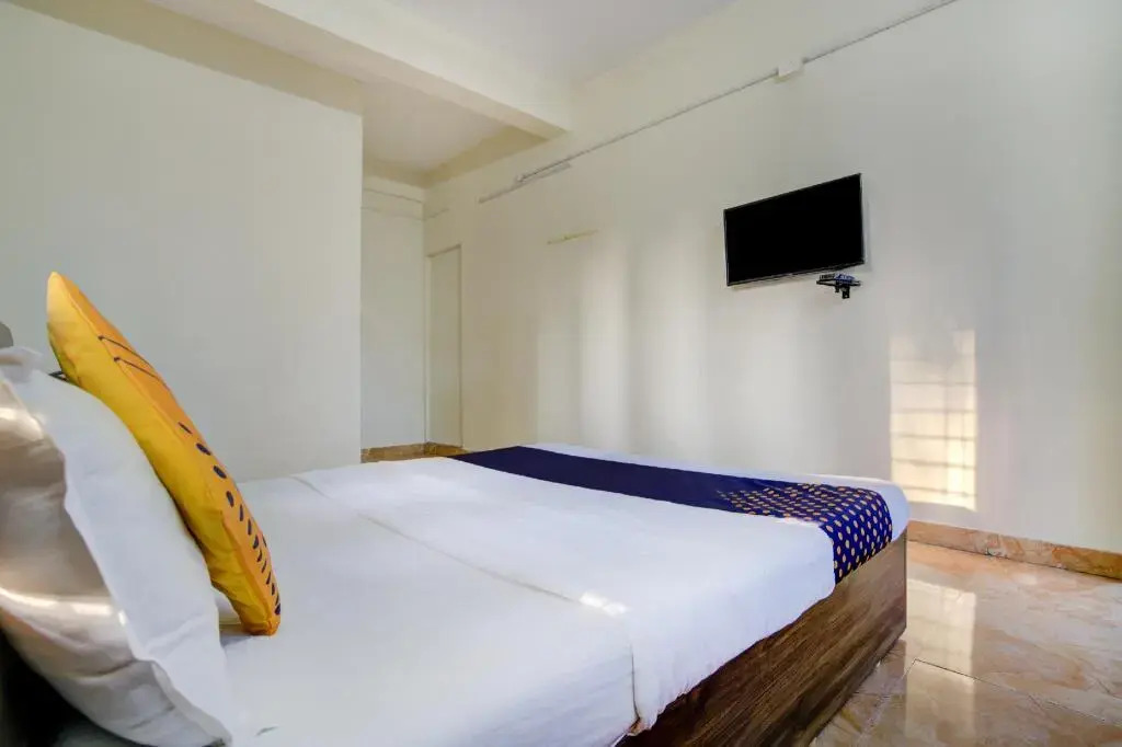 Ns Lodge by OYO Rooms