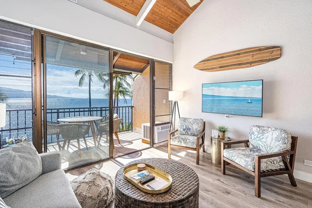 Maalaea Banyans 411 - Modern Renovation, Direct Ocean Front, Incredible View, AC