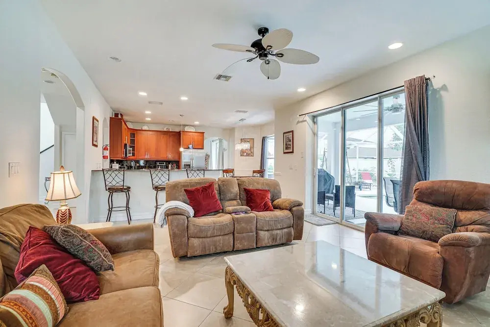 Hot Tub + Fire Pit: Spacious Cape Coral Oasis!