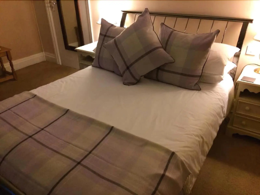 Devonshire Arms Inn