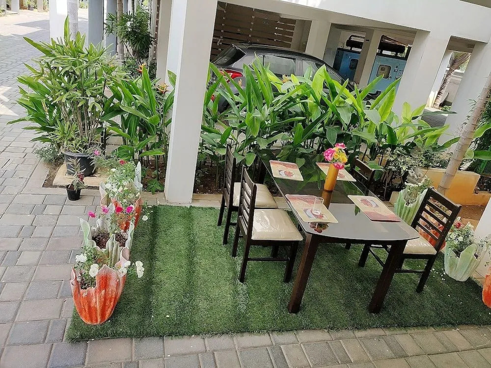 Swarna Sudarshan Service Apartments Sholinganallur