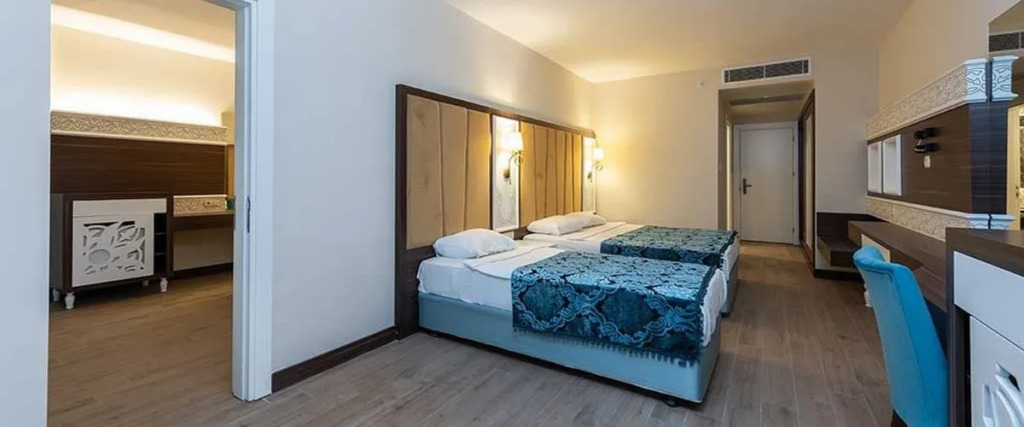 Simurg Luxury Halal Hotel
