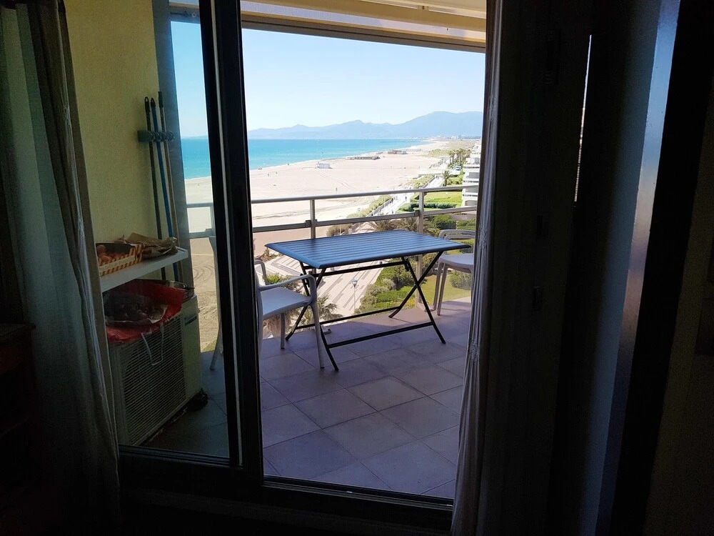 Apartment with One Bedroom in Canet-En-Roussillon, with Wonderful Sea View, Furnished Terrace And Wifi - 70 Km From the Slopes