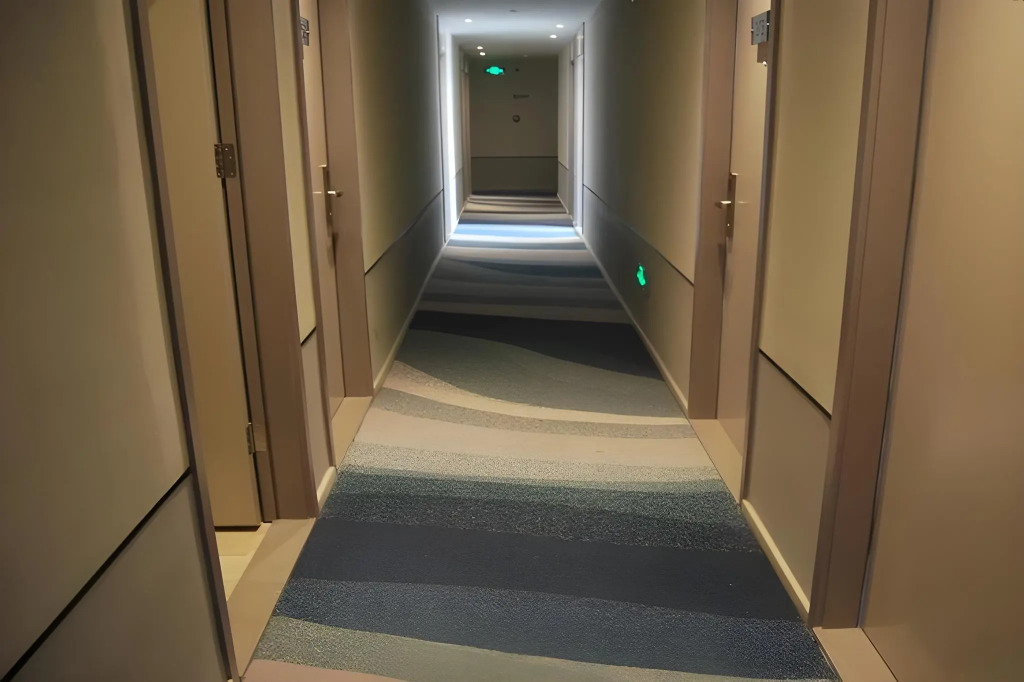 Homeinn Selected Hotel (Shanghai Ruijin hospital Dapuqiao Subway Station)