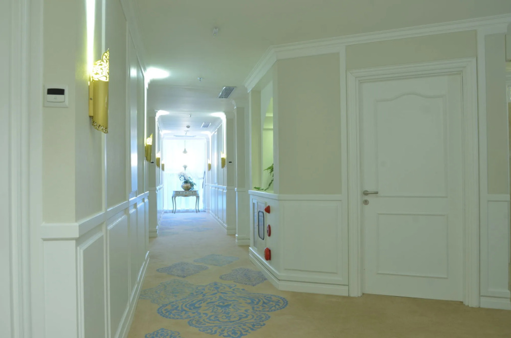 Noor Hotel