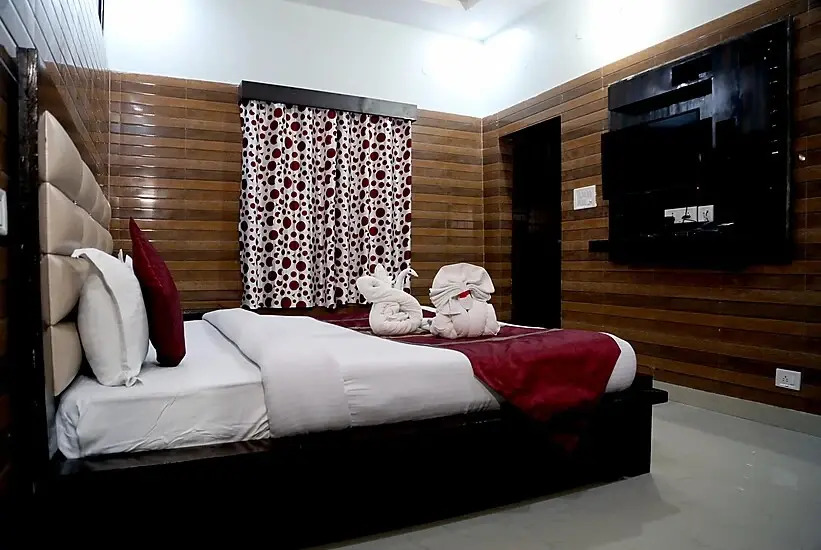 Prince Lakeview Mussoorie